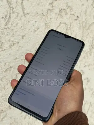 New Samsung Galaxy A70 128 GB Blue