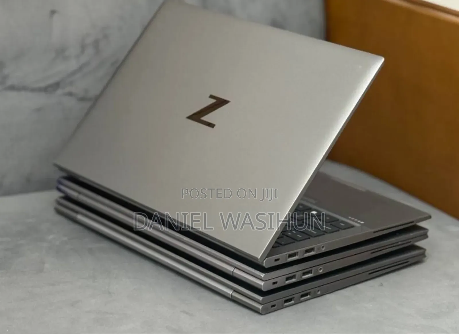 New Laptop HP ZBook Firefly G8 16GB Intel Core i7 SSD 512GB