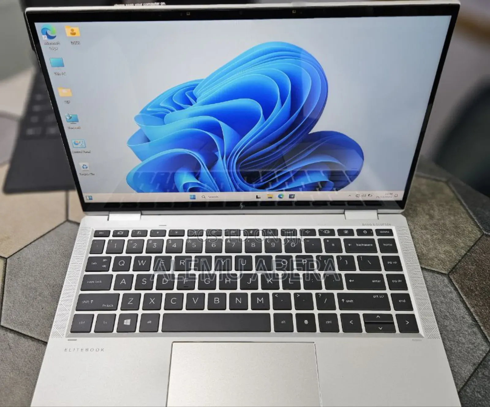 New Laptop HP EliteBook 1040 G8 16GB Intel Core i7 SSD 512GB