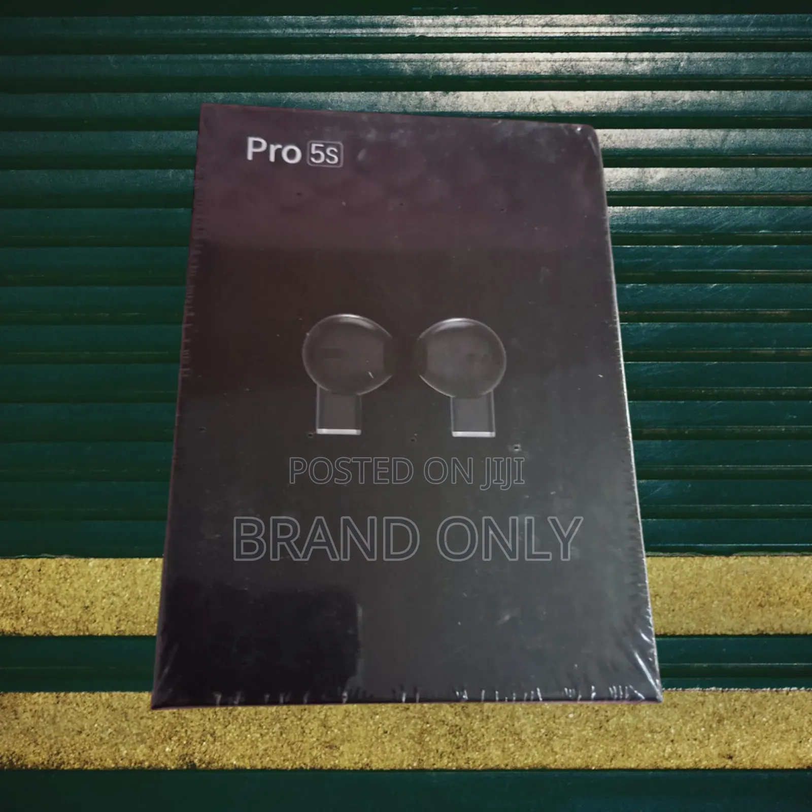 Premium Pro 5s Wireless Earbuds – Black