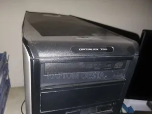 Desktop Computer Dell OptiPlex 390 4GB Intel Core 2 Duo HDD 500GB