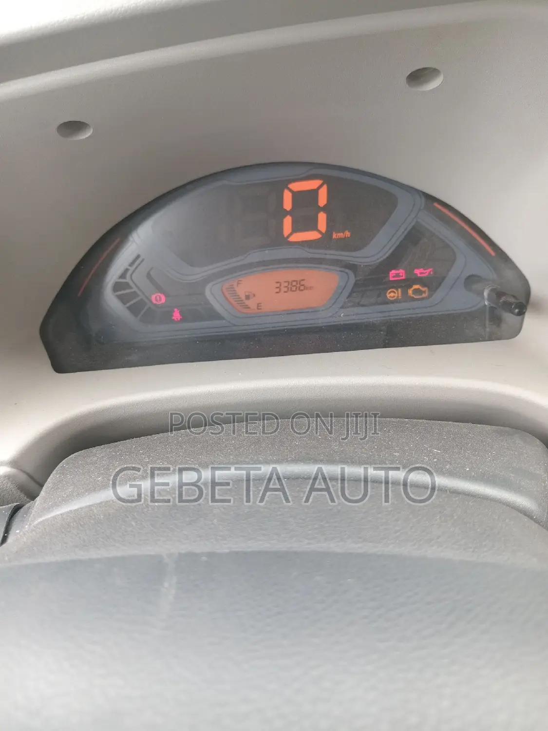 Suzuki Eeco 2025 White