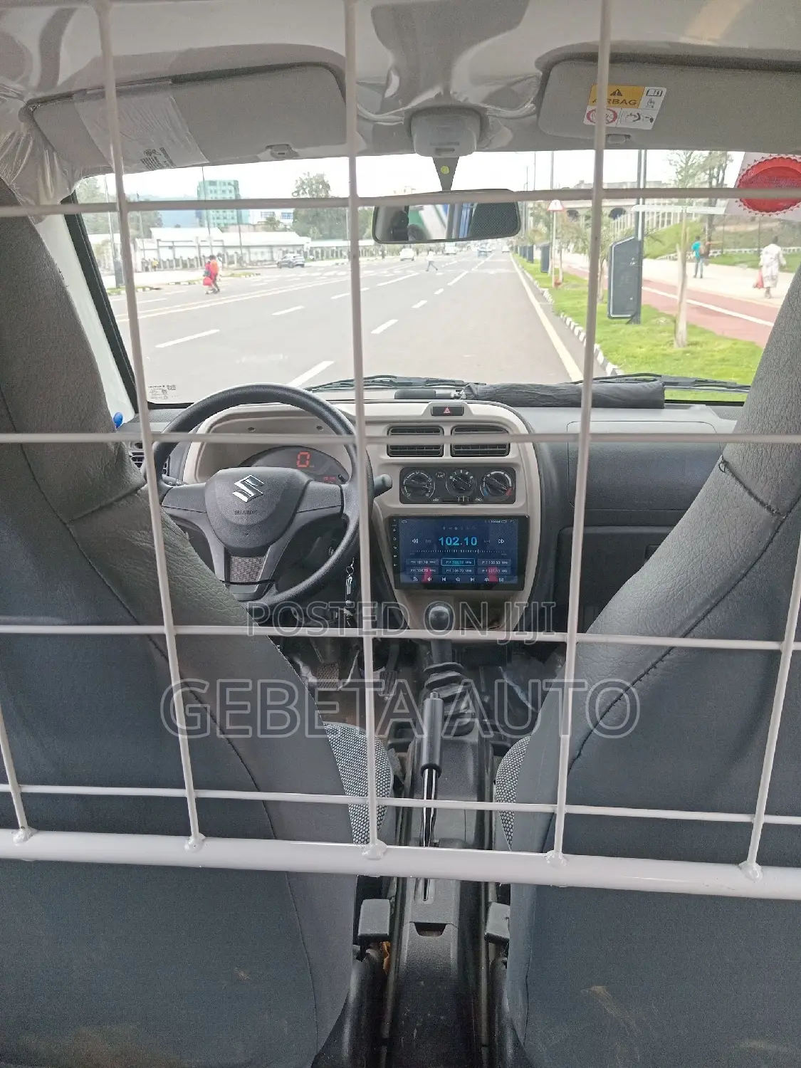 Suzuki Eeco 2025 White