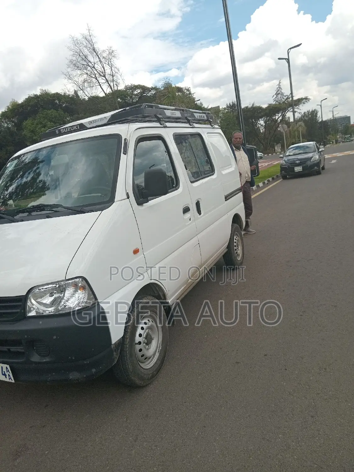 Suzuki Eeco 2025 White