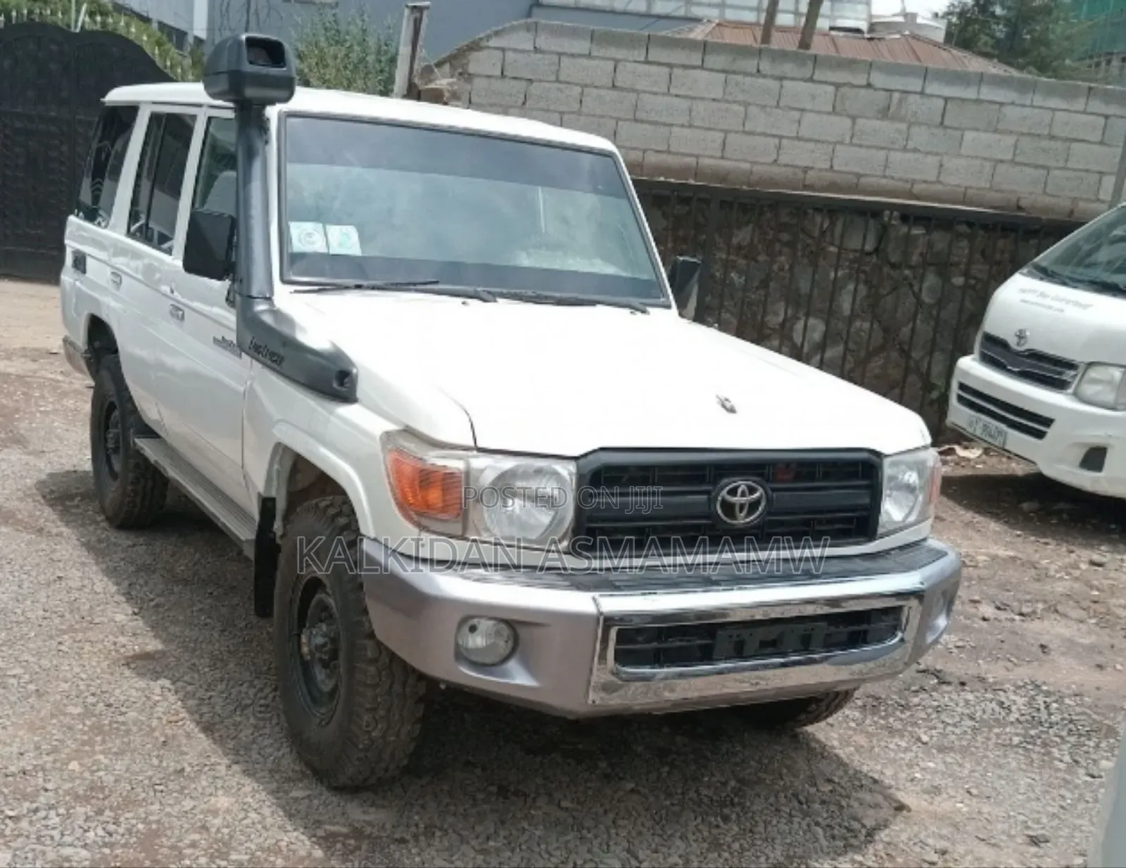 Toyota Mark II 2002 White