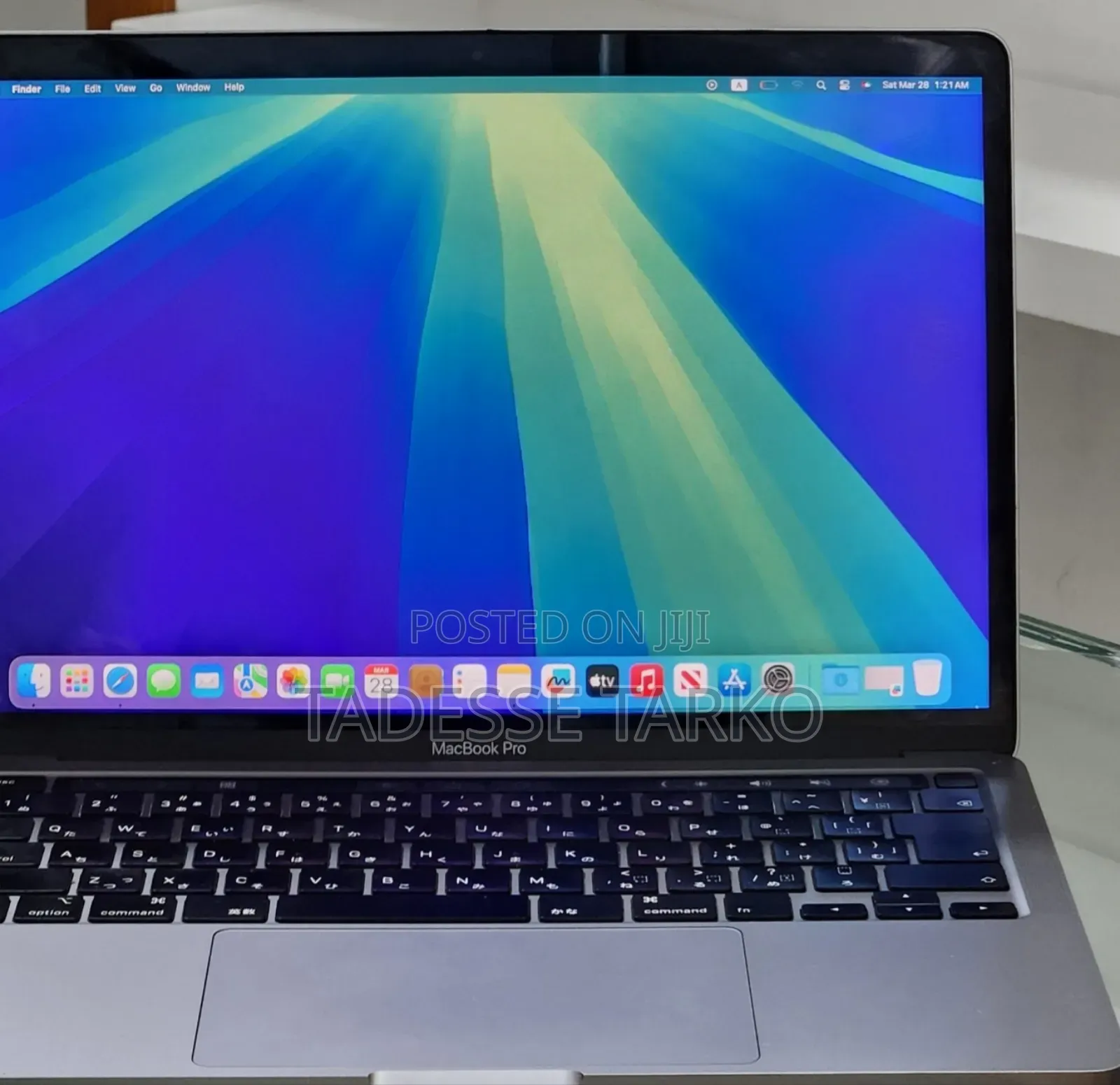 New Laptop Apple MacBook Pro 2020 8GB Intel Core i5 SSD 512GB