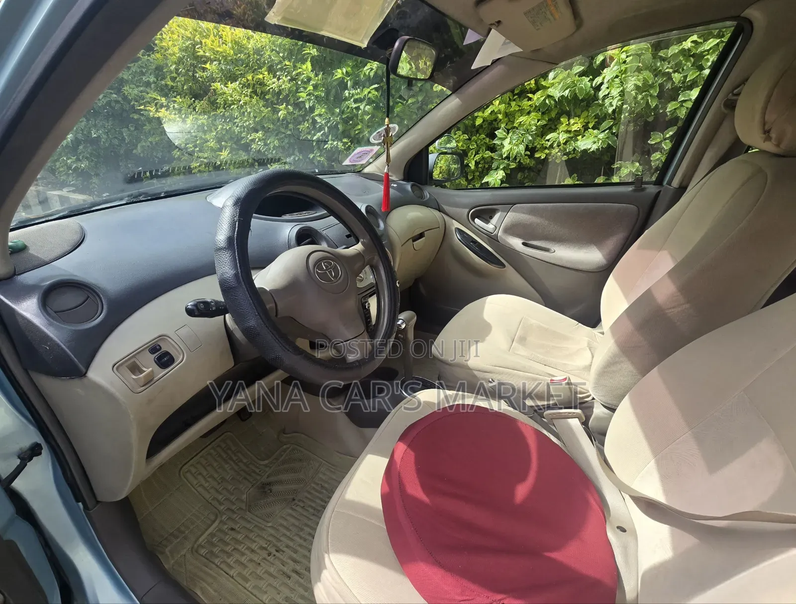 Toyota Platz 2005 Gray