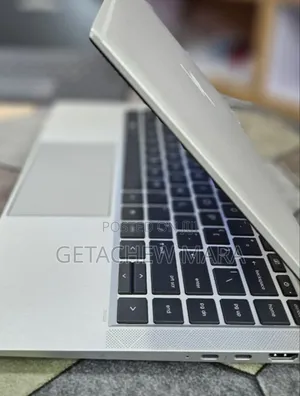 New Laptop HP EliteBook 840 10 16GB Intel Core i7 SSD 512GB