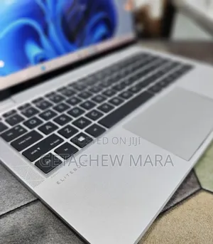 New Laptop HP EliteBook 840 10 16GB Intel Core i7 SSD 512GB