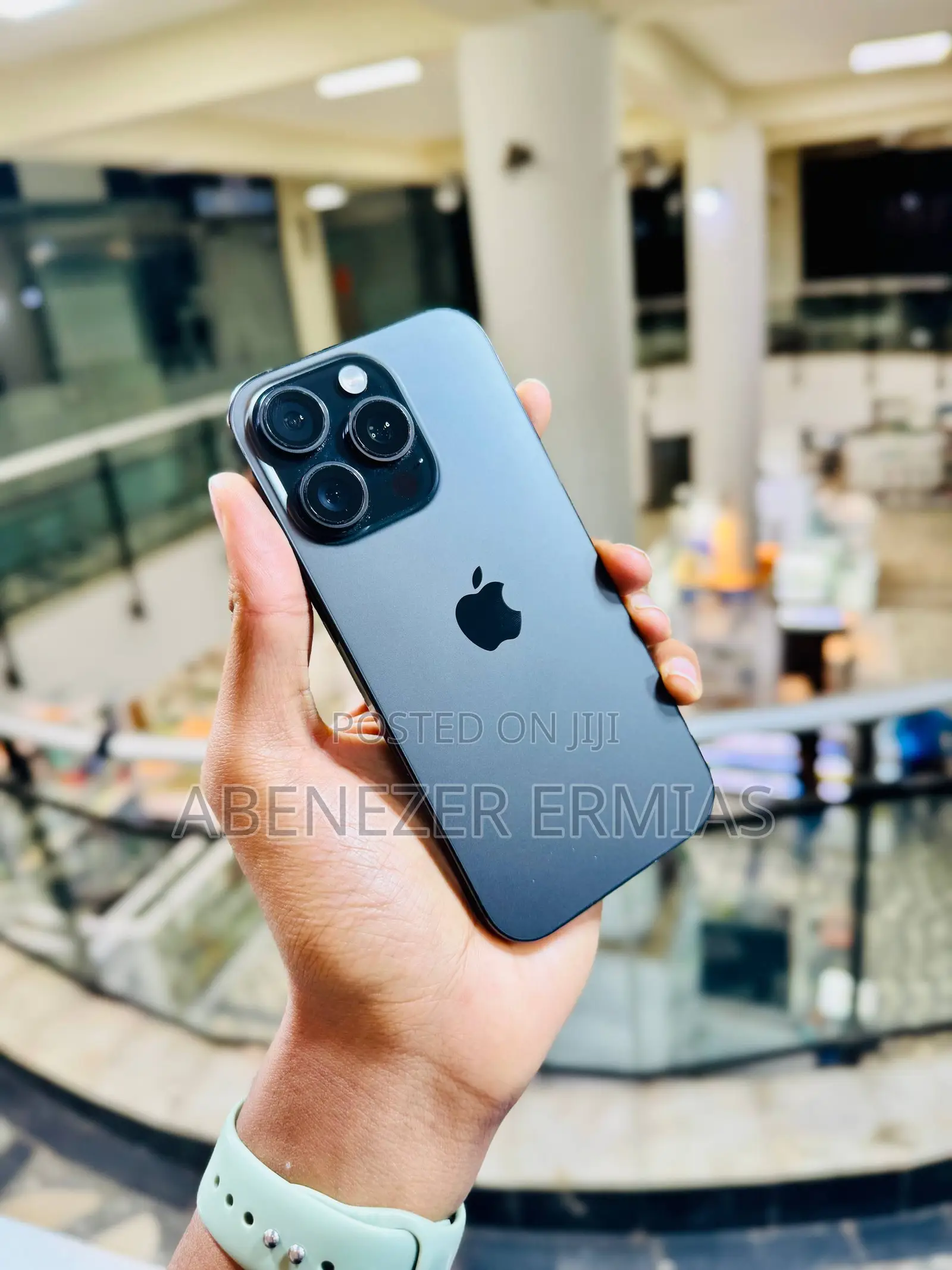 Apple iPhone 16 Pro 128 GB Gray