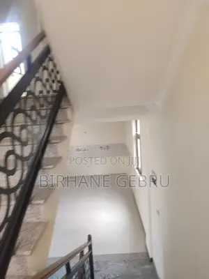 G+2 House Rent for Massge Pension and for Living