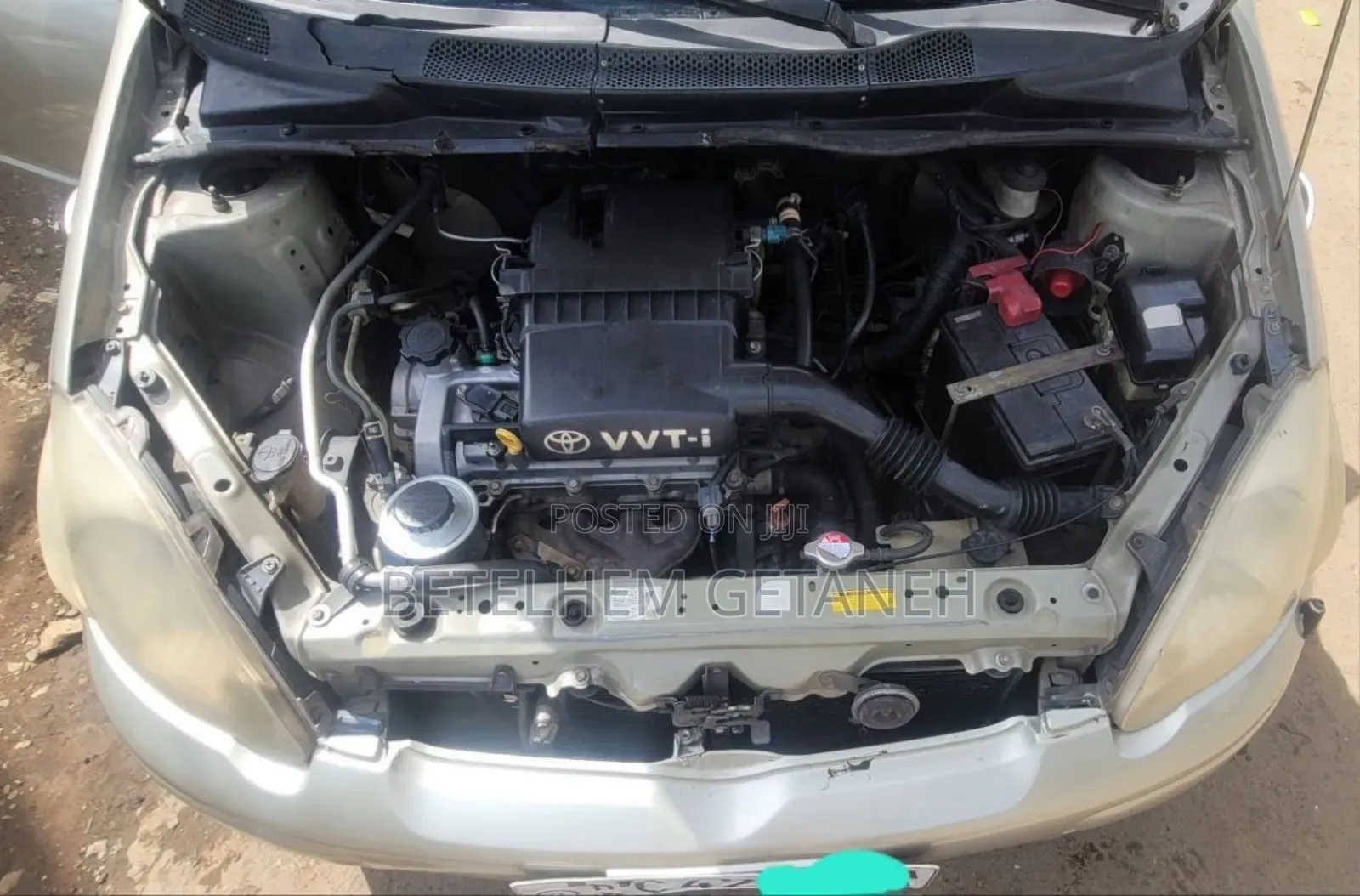 Toyota Vitz 2002 Silver