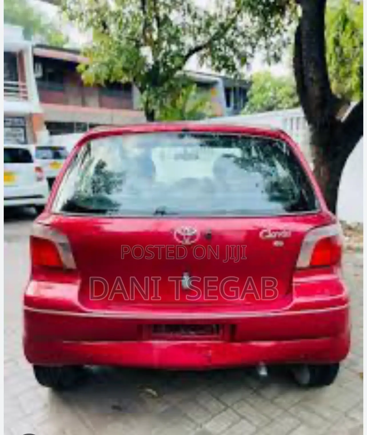 Toyota Vitz 2002 Red