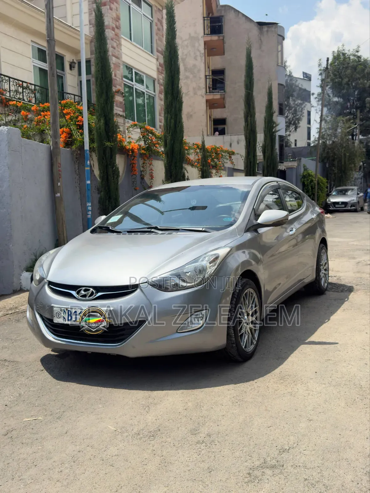Hyundai Avante 2013 Silver