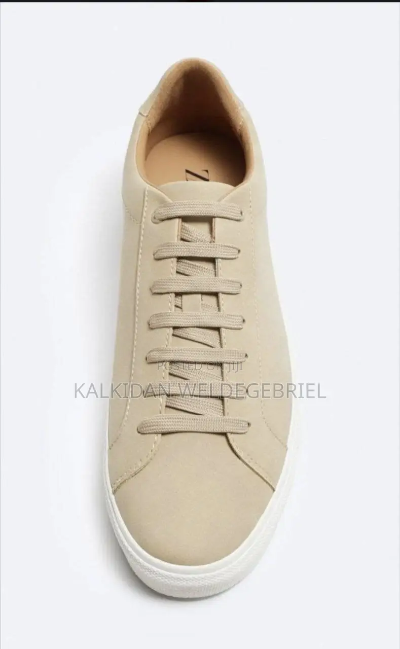 Zara Minimal Laced Shoes