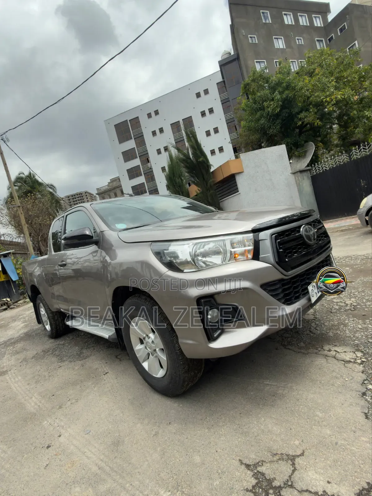 Toyota Hilux 2020 Gray