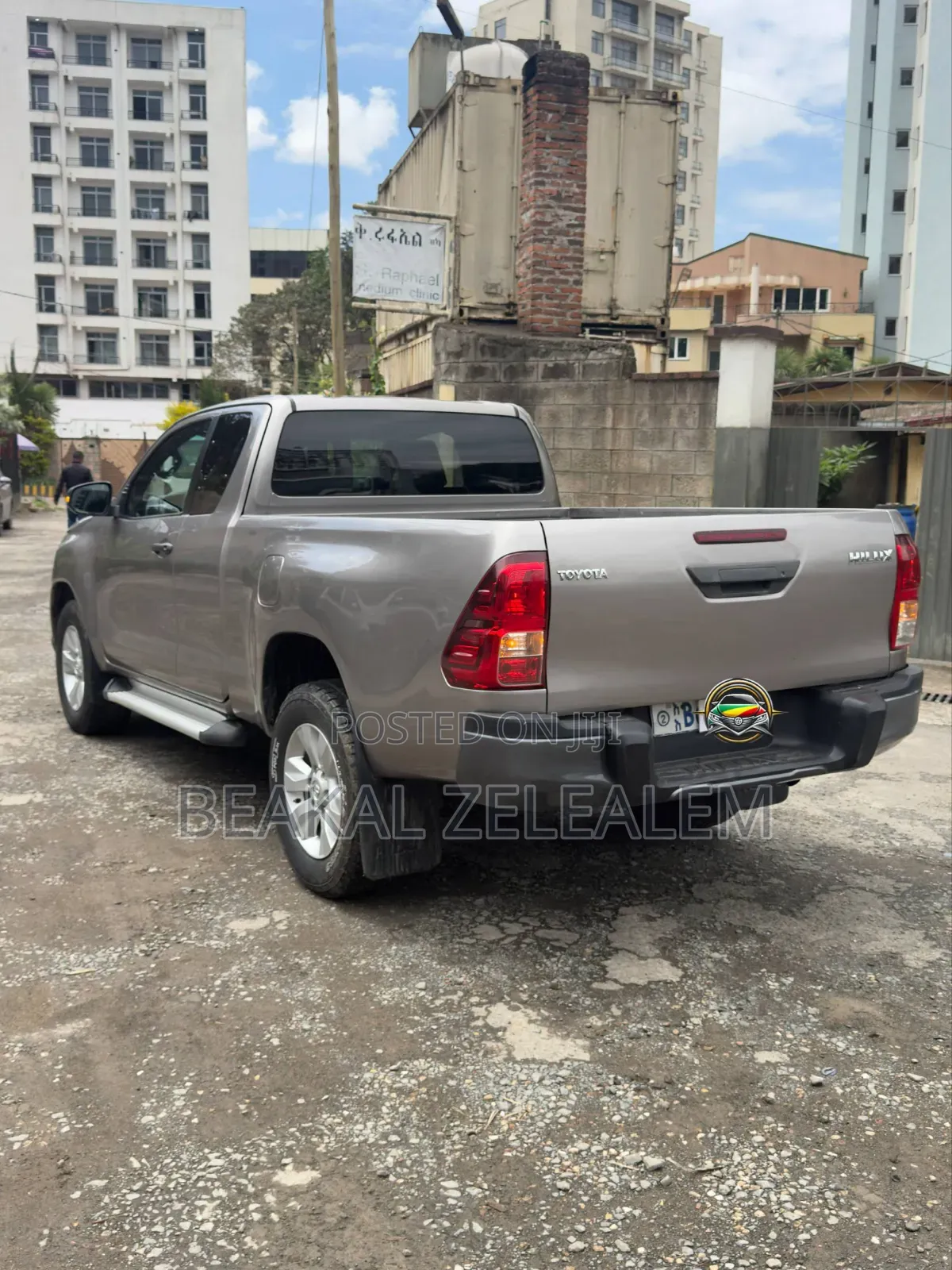 Toyota Hilux 2020 Gray