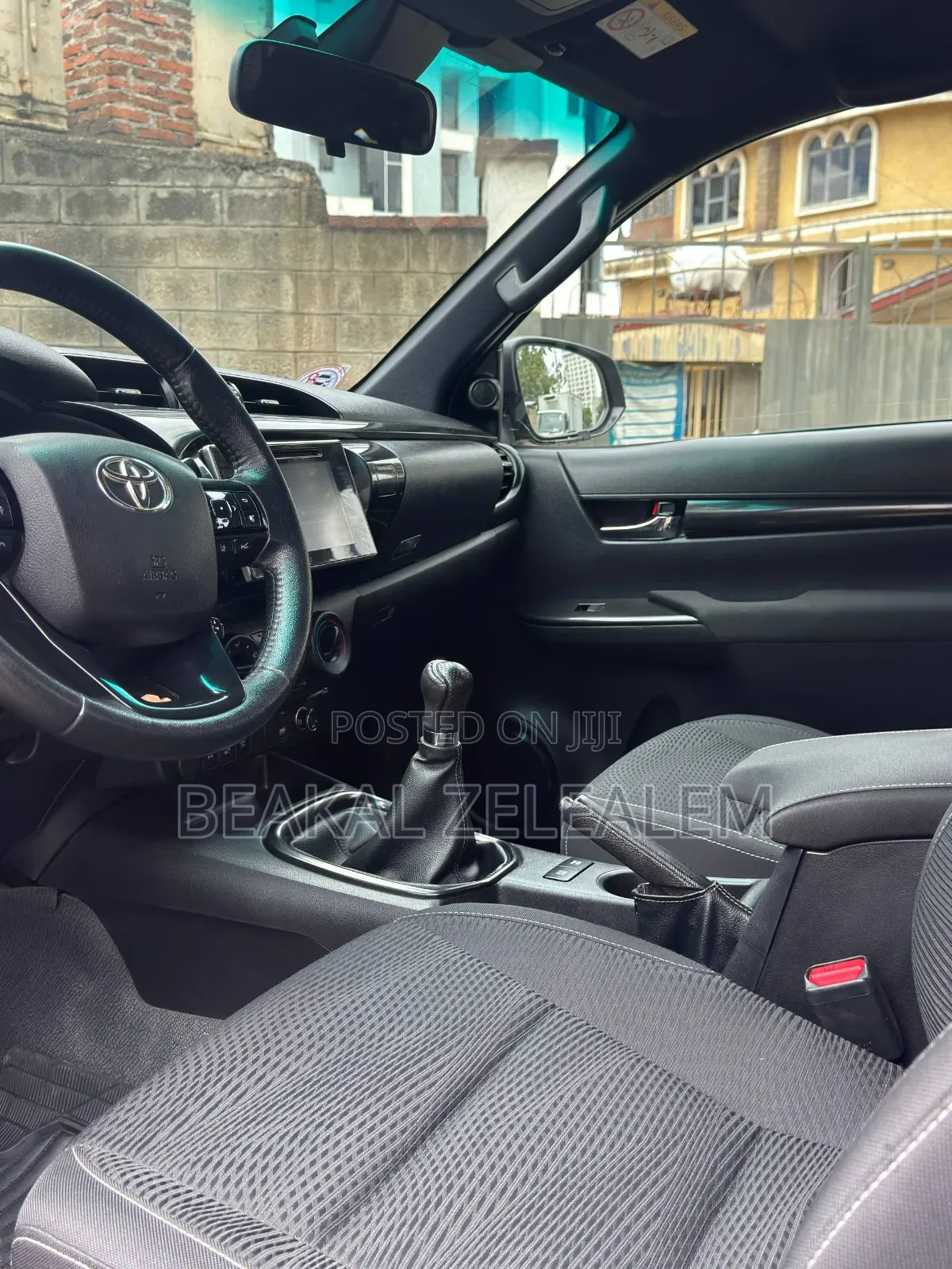Toyota Hilux 2020 Gray