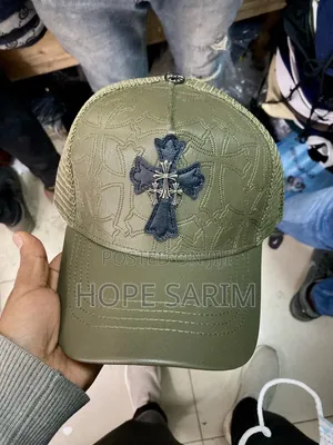 ላኮስት የቆዳ ኮፍያዎች (Lacoste Caps)