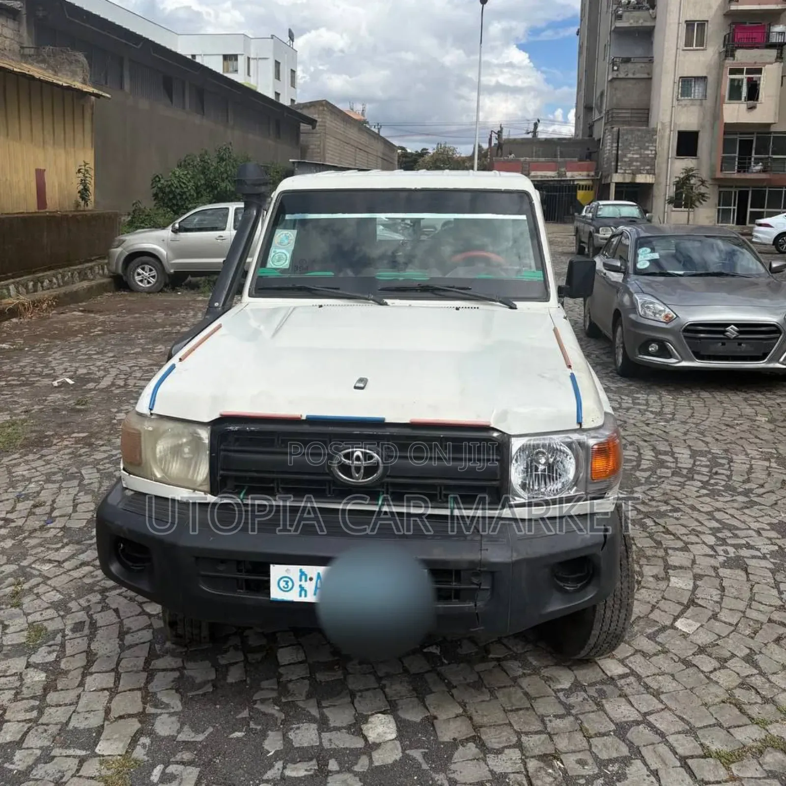 Toyota Land Cruiser 2012 White