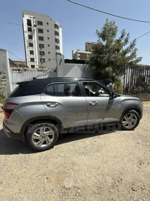 Hyundai Creta 2022 Silver