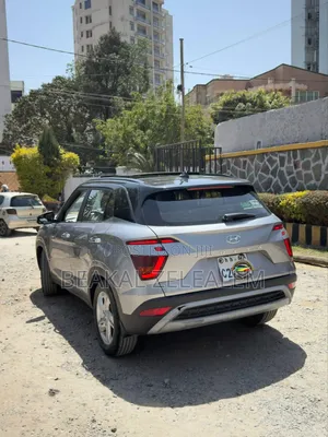 Hyundai Creta 2022 Silver