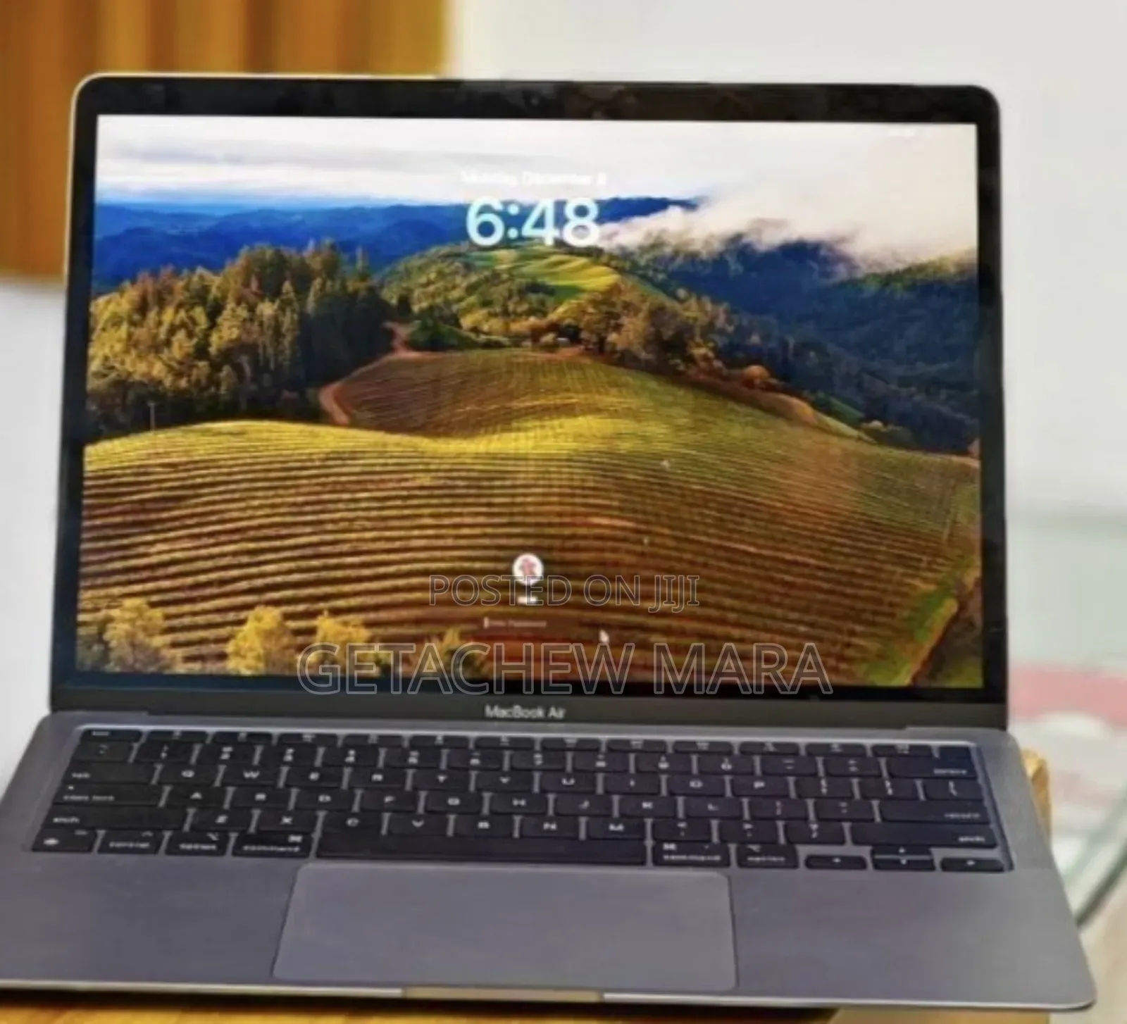 New Laptop Apple MacBook Air 2020 M1 8GB Intel SSD 256GB