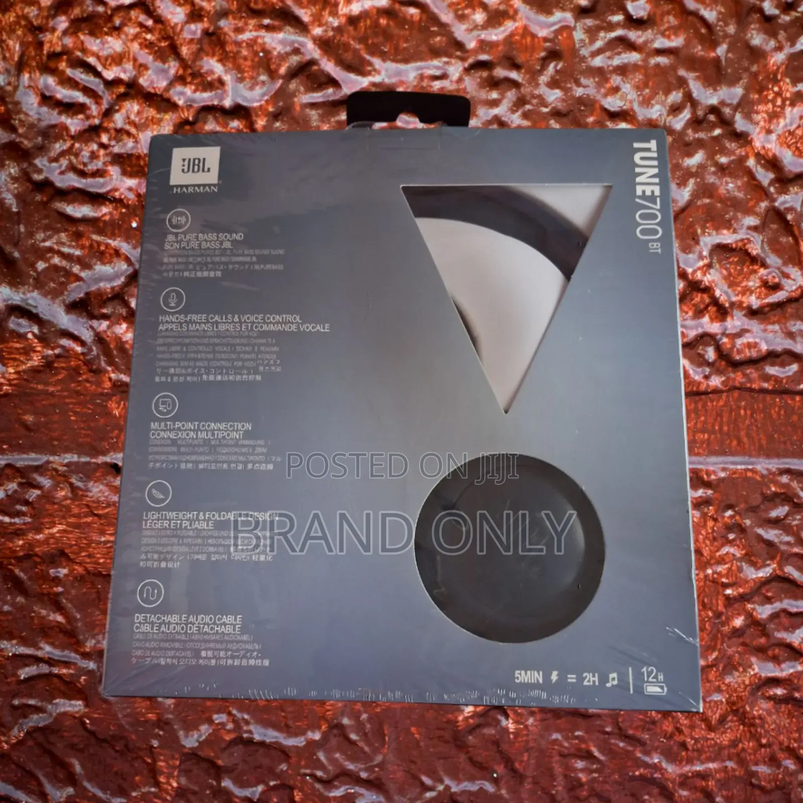 JBL Tune700bt: Active Noise Cancelling Headphones