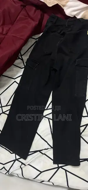 Cargo Jeans