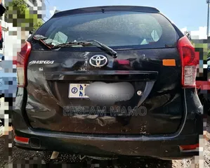 Toyota Avanza 2012 Black
