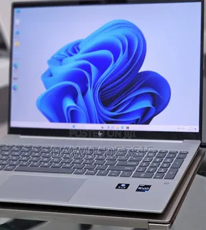 New Laptop HP 16GB Intel Core i7 SSD 1T