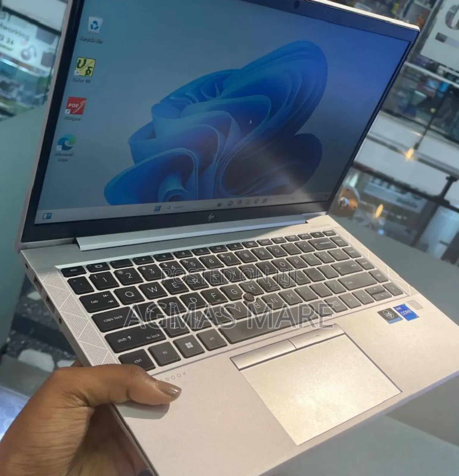 New Laptop HP EliteBook 840 G8 16GB Intel Core i7 SSD 512GB