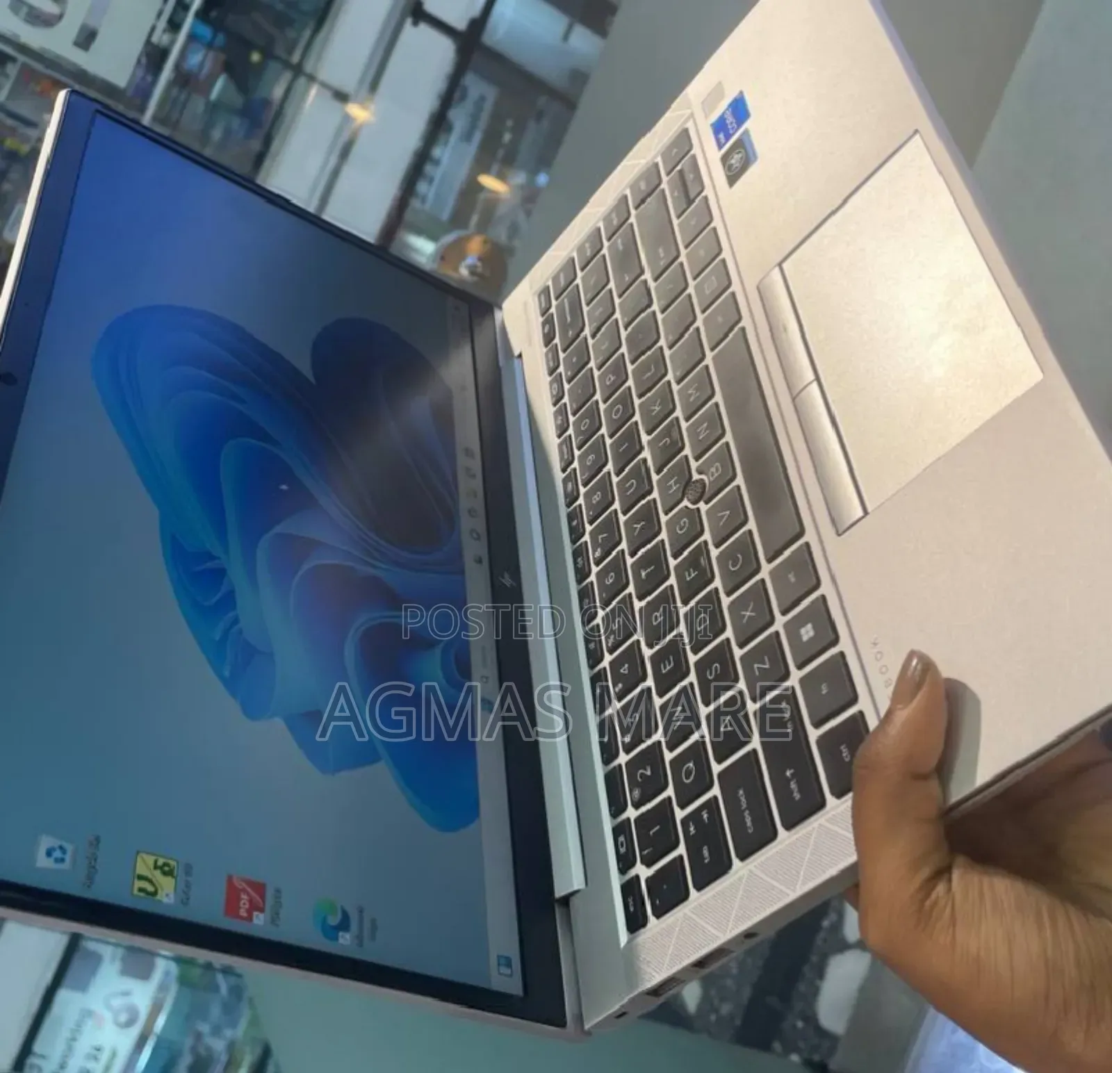 New Laptop HP EliteBook 840 G8 16GB Intel Core i7 SSD 512GB