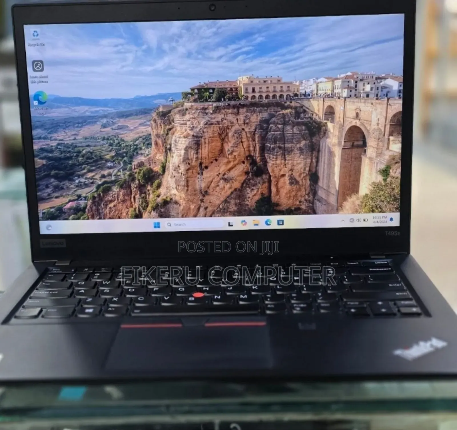 New Laptop Lenovo ThinkPad T14 16GB AMD Ryzen 7 SSD 512GB