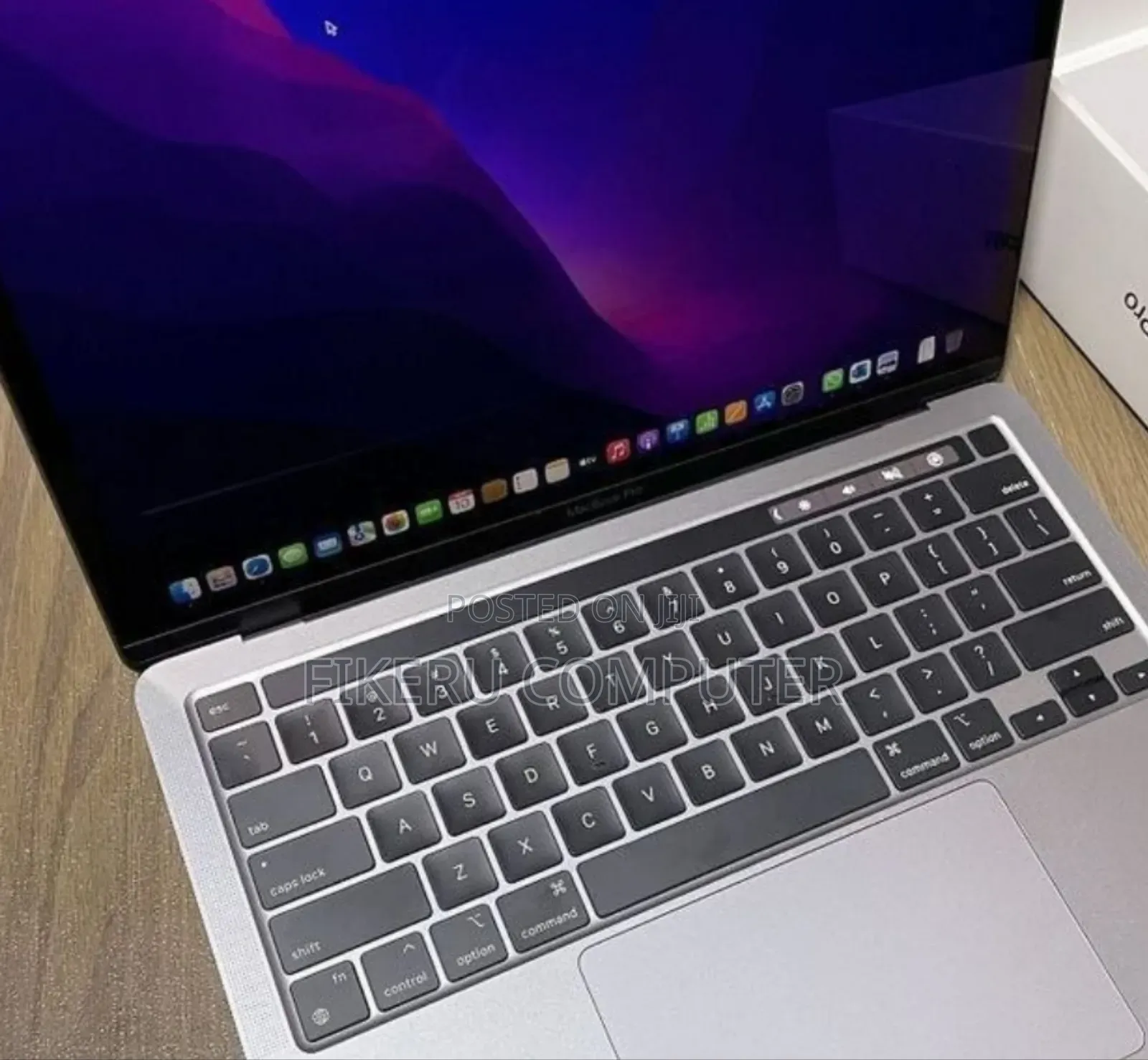 New Laptop Apple MacBook Air 2020 M1 16GB Apple M1 SSD 256GB