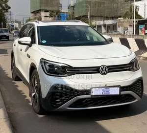 Volkswagen ID.6 Crozz 85 kWh RWD 2022 White