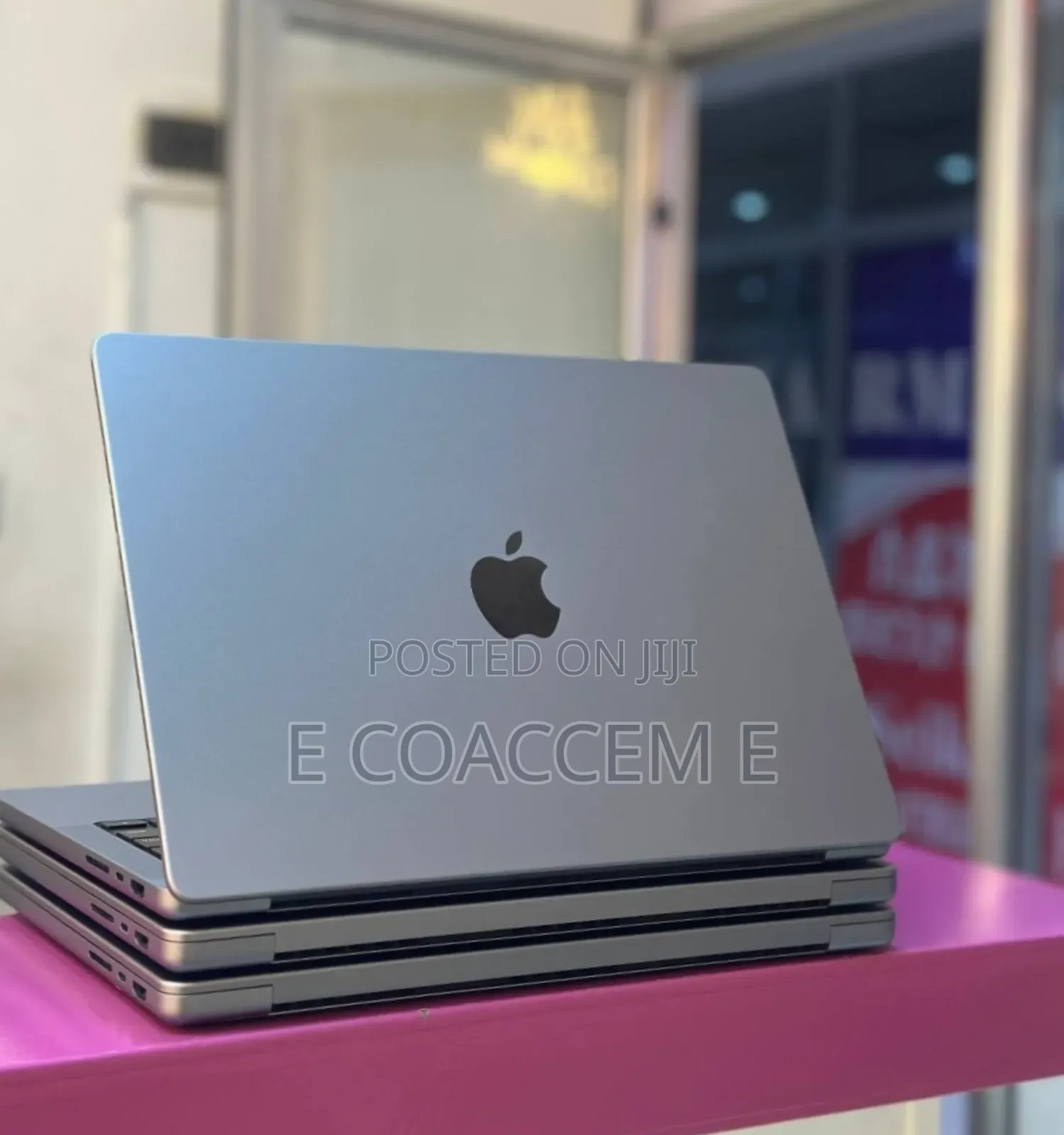 New Laptop Apple MacBook 16GB SSD 512GB