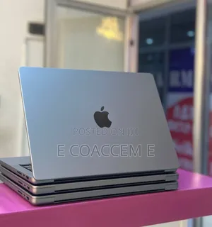 New Laptop Apple MacBook 16GB SSD 512GB