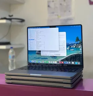 New Laptop Apple MacBook 16GB SSD 512GB
