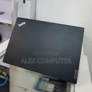 New Laptop Lenovo 16GB Intel Core i5 SSD 512GB