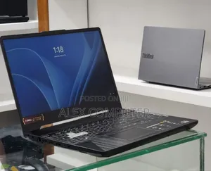 New Laptop Asus ROG Strix G15 16GB AMD Ryzen 5 SSD 512GB