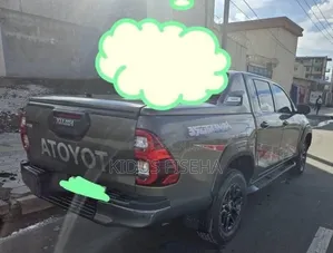 Toyota Hilux Revo Double Cab Deisel 2.8 AWD 2021 Gray