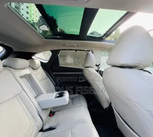 Hyundai Tucson Sport 2021 White