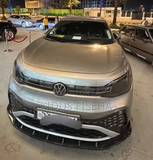 Volkswagen ID.6 Crozz 85 kWh RWD 2022 Silver