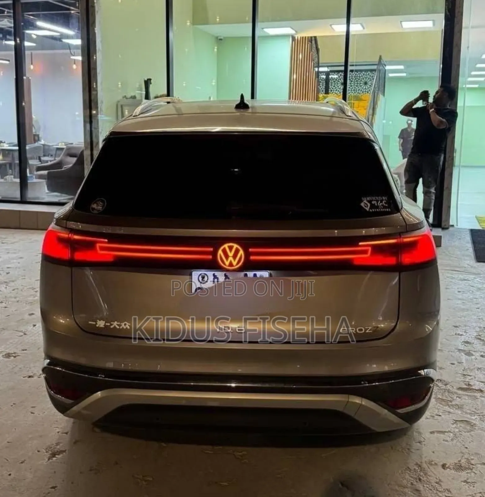 Volkswagen ID.6 Crozz 85 kWh RWD 2022 Silver