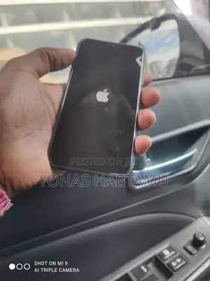 New Apple iPhone 11 128 GB Black