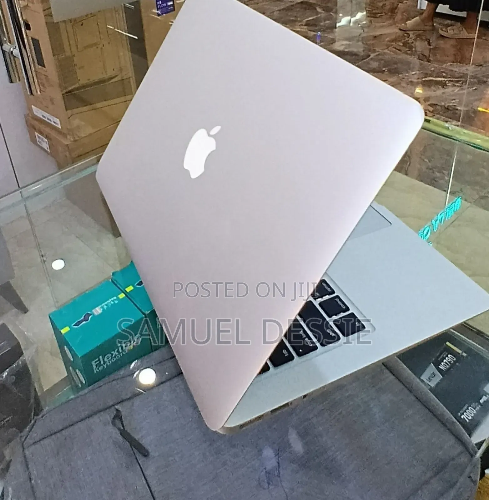 Laptop Apple MacBook Air 2012 4GB Intel Core i5 SSD 128GB