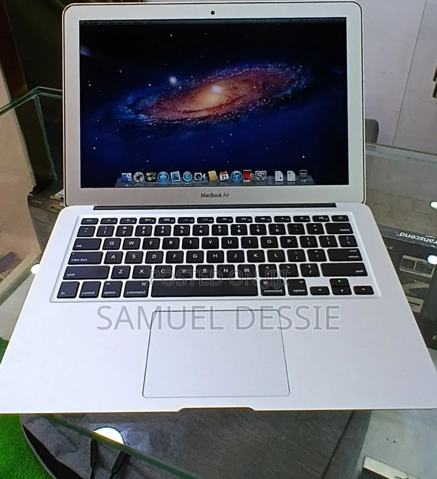 Laptop Apple MacBook Air 2012 4GB Intel Core i5 SSD 128GB