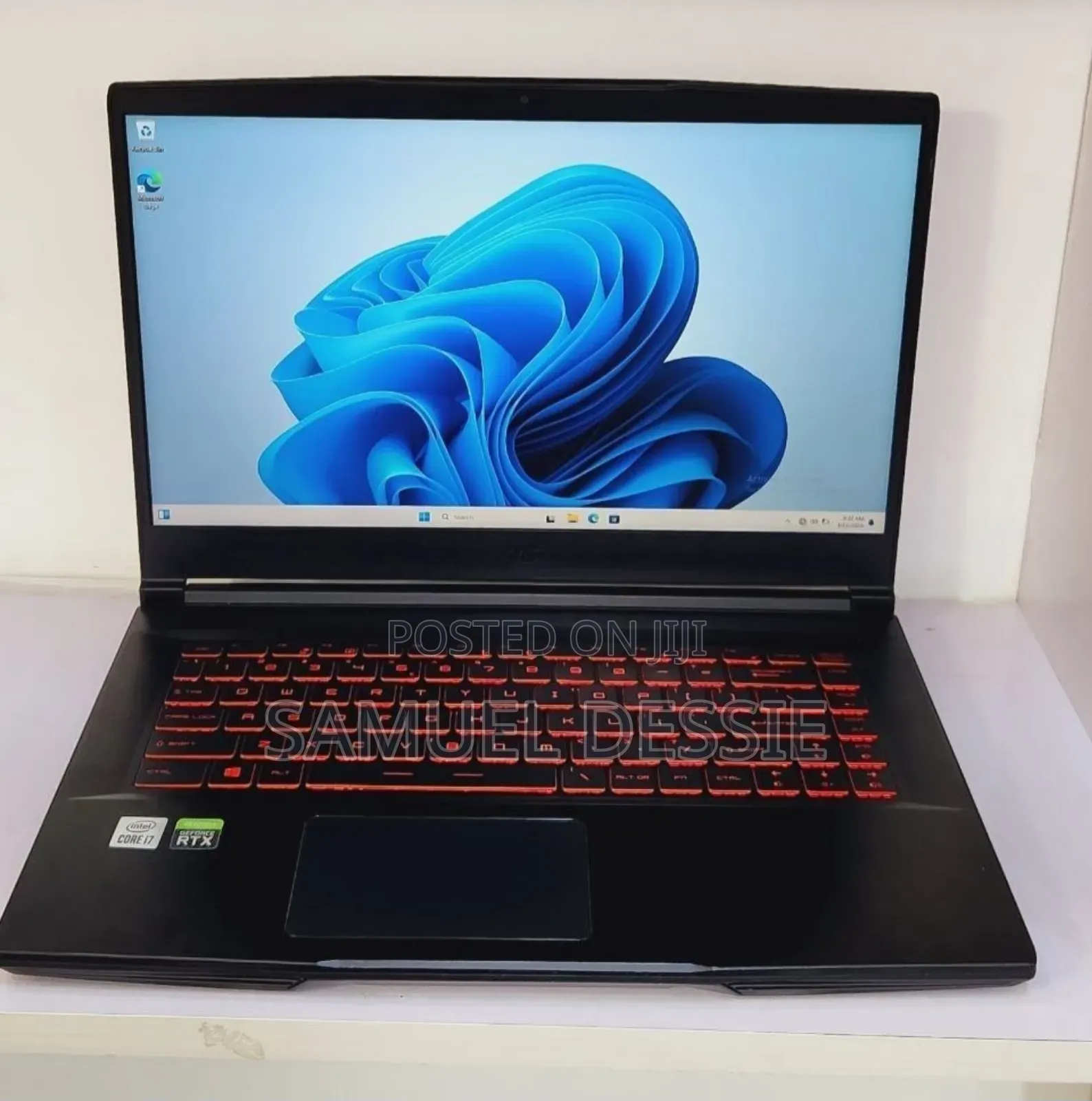 New Laptop MSI 16GB Intel Core i7 SSD 512GB