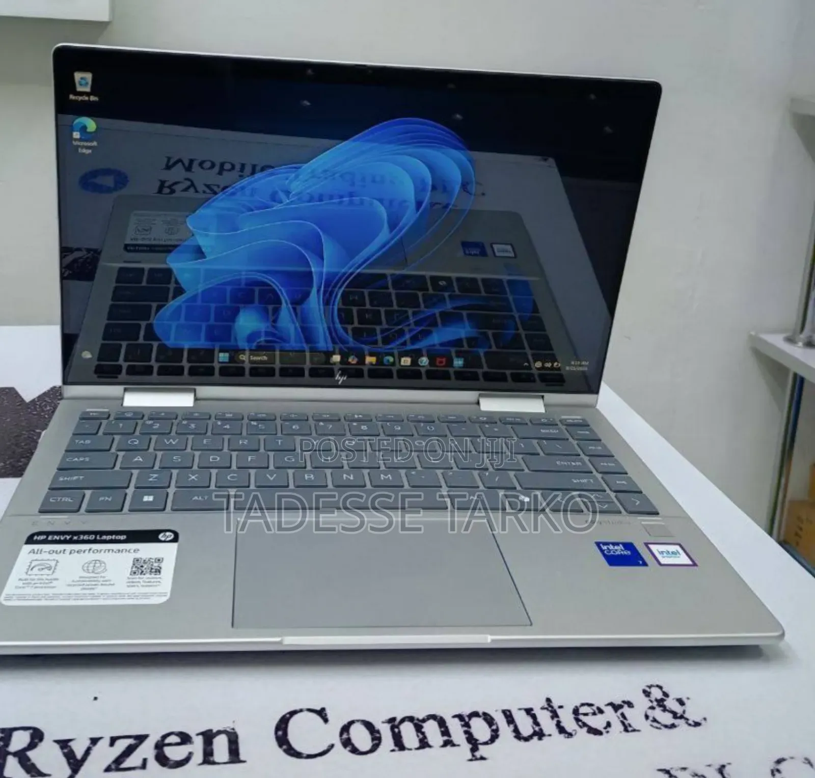 New Laptop HP Envy x360 16GB Intel Core 7 SSD 512GB
